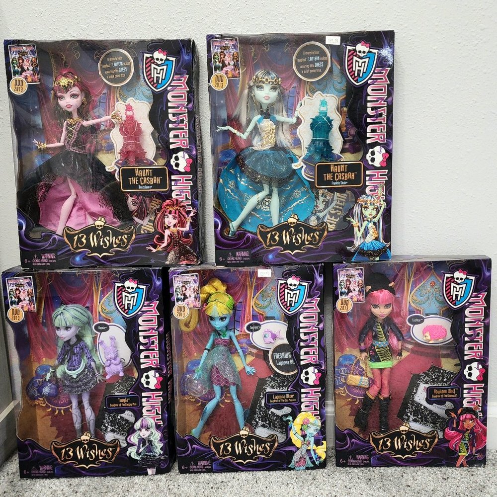 Monster High 13 Wishes dolls set of 5